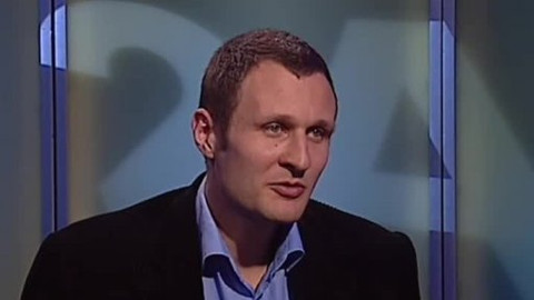 Před půlnocí - 5. března 2009