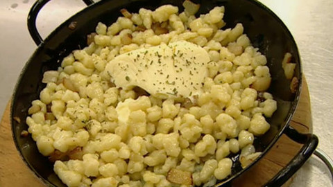 Pod pokličkou - Dú Valaši, dú, nesú cibulu