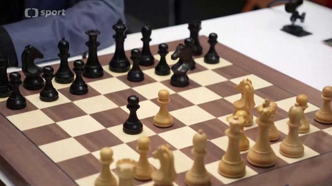 V šachu - 7. listopadu 2024