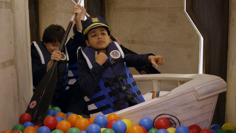 Zvláštní skvadra - 34/40 Slečna O. versus míčkotopa / Pomocníci uličníci