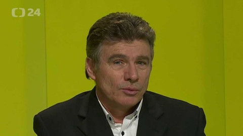 90’ ČT24 - Zadržení hledaného teroristy Abdeslama