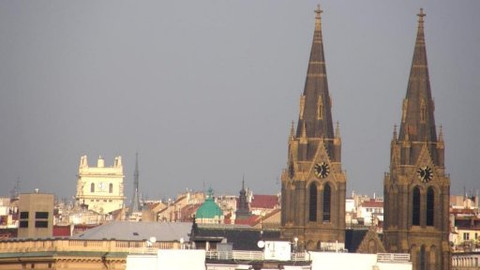 Praha, město věží - 13/16 Věže okolí Náměstí Míru