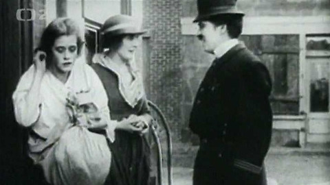 Grotesky - Chaplin strážcem veřejného pořádku