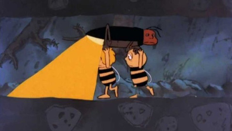 Včelka Mája - 12/104 Mája a světluška