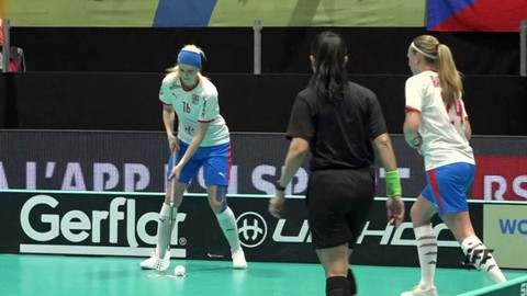 MS ve florbalu žen 2019 Švýcarsko - Švýcarsko - Česko