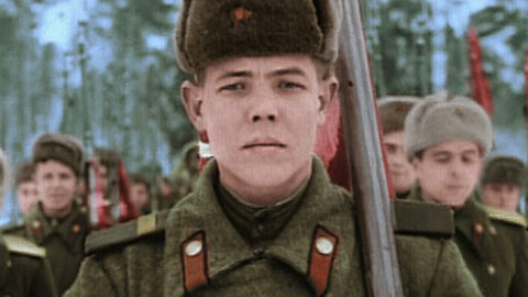 Druhá světová válka v barvě - 4/13 Hitlerův výpad na východ