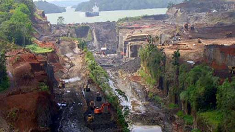 Objektiv - 25. května 2014