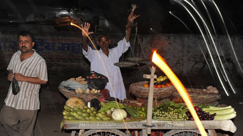 Bohové a proroci - 15/15 Hinduismus dnes