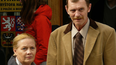 Dobrá čtvrť - 8/11 Nekonečné regály