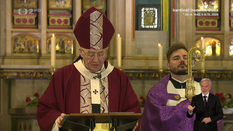 Poslední rozloučení s Dominikem Dukou - Pohřeb kardinála Dominika Duky – zádušní mše