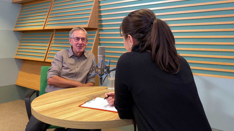 Background ČT24 - Marek Šálek