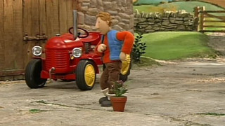 Červený traktůrek