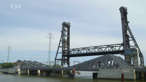 Evropa dnes - Logistický počin - nový most v hamburském přístavu