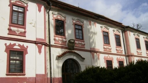 Památky na prodej - Zámek Nadějkov