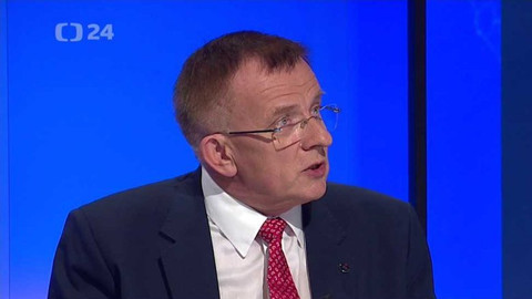 90’ ČT24 - Život s dluhy a exekucí