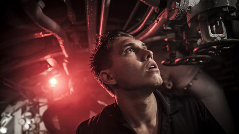 Peklo pod hladinou - 4/6 Porazit Rommela