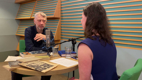 Background ČT24 - Jáchym Topol