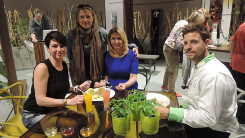 Sama doma - 7. května 2015