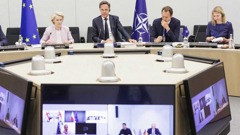 90’ ČT24 - Evropští lídři o chystané schůzce Trumpa s Putinem