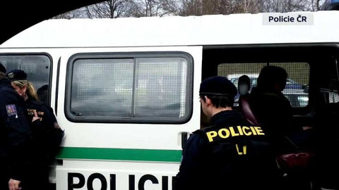 90’ ČT24 - Nelegální zaměstnávání cizinců