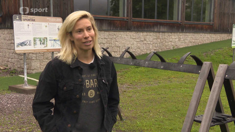 První oddíl - Eva Adamczyková (Samková)