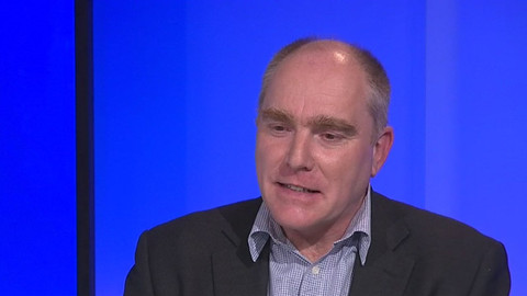 90’ ČT24 - Kdo vyhraje boj o Francii?