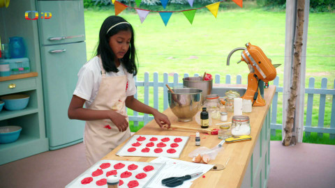 Peče celá Británie Junior - Peče celá Británie Junior IX