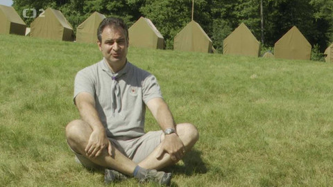 Queer - Kluci v Jezerní kotlině 1