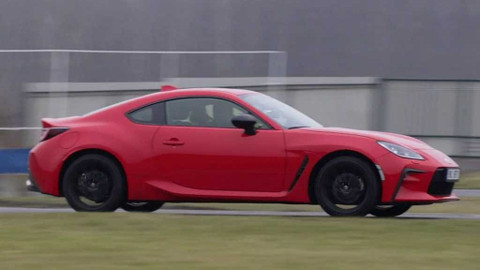 Auto moto svět - Auto moto test