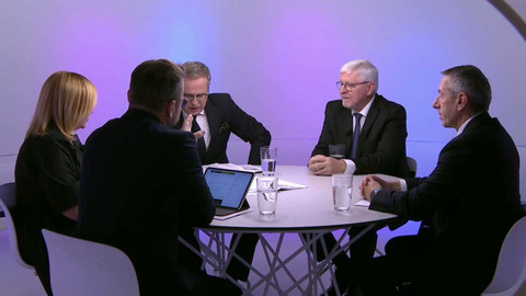 Otázky Václava Moravce - 16. listopadu 13:05