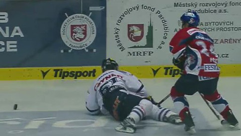 Buly hokej - HC ČSOB Pojišťovna Pardubice - Bílí Tygři Liberec