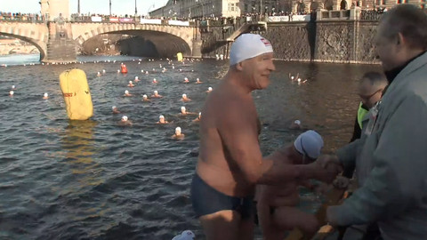 Otužilci na Vltavě 2015