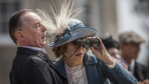 Pan Selfridge - Epizoda 5/10