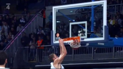 Evropská liga v basketbalu - Efes Pilsen Istanbul - Panathinaikos Atény