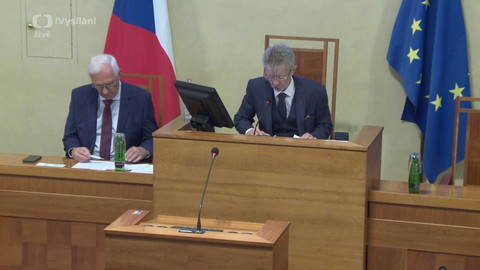 Záznam z jednání schůze Senátu PČR - 27. května