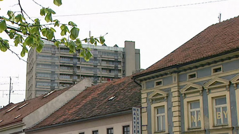 Příběhy domů - Mrakodrap na návsi