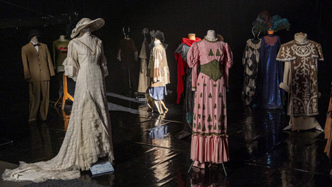 Kostýmy: Irena Greifová