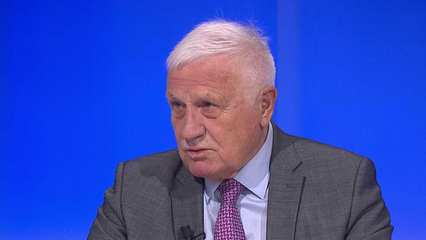 90’ ČT24 - Státní rozpočet 2025 schválen, míří prezidentovi