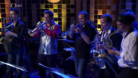 Tečka páteční noci - 17. října 2014