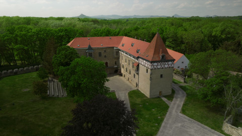 Středověké srdce Evropy - 3/10 Královské a šlechtické hrady