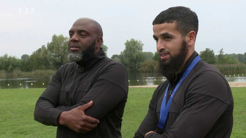 Cesta z ofsajdu - 2/7 Šest minut slávy