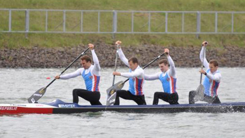 100 let kanoistiky v Čechách