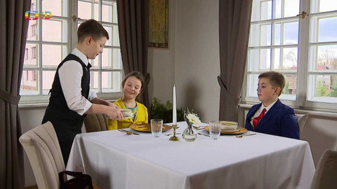 Draci v hrnci - Jak se chovat v restauraci, pochopí i naši draci!