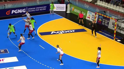 MS v házené žen 2021 Španělsko - Kamerun - Polsko