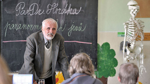 Okno do hřbitova - Árie