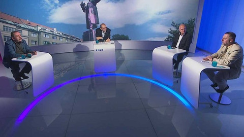 Politické spektrum - Osud pomníků v ČR