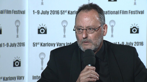 Na plovárně - Jean Reno