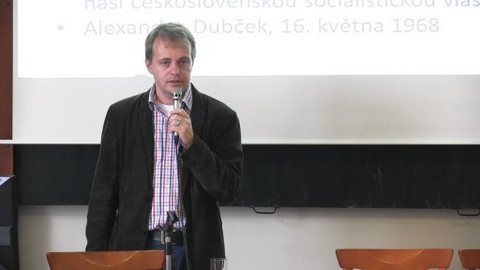 Univerzita Karlova on-line - Národní divadlo jako místo paměti