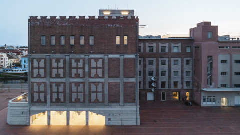 Česká cena za architekturu - Adaptace obilného sila v areálu Winternitzových automatických mlýnů