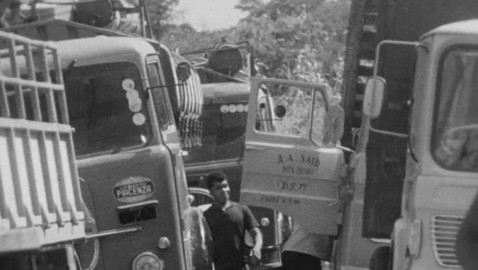 Expedice Lambaréne - 11/18 Past na tisíc náklaďáků